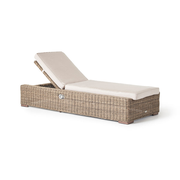 Sausalito Chaise in Natural Wicker