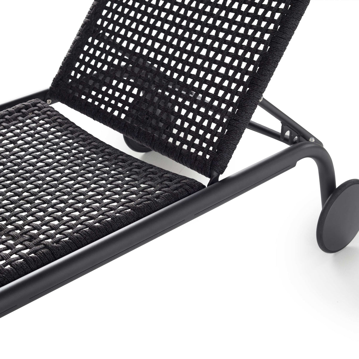 Presidio Chaise Lounge in Charcoal | Terra Outdoor Living