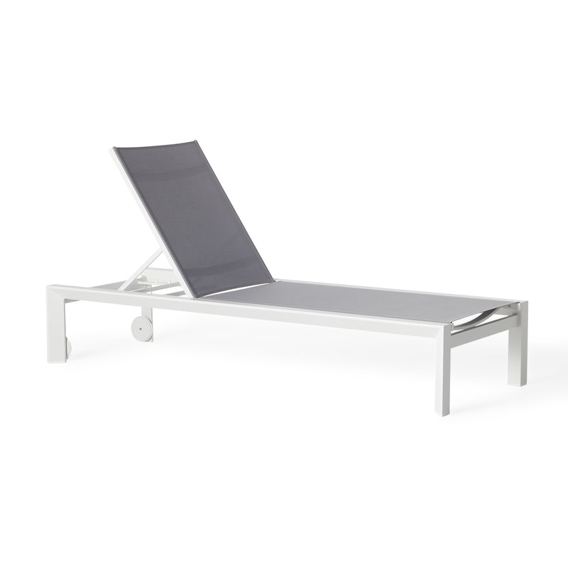 Santa Monica Chaise Lounge in White Aluminum & Silver Mesh